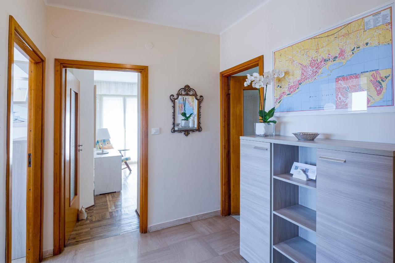 Tre Ponti Panoramic Seaview Apartment Sanremo Luaran gambar