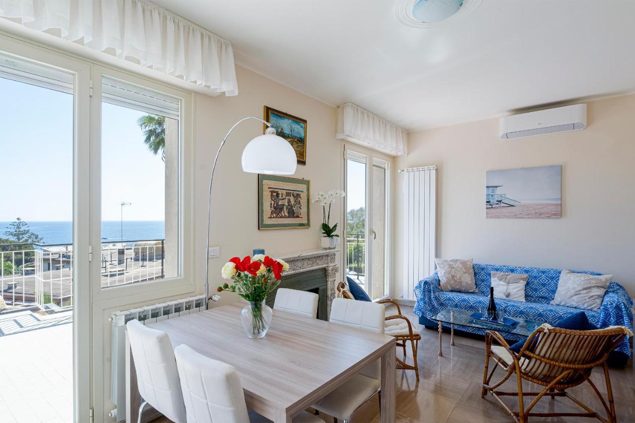 Tre Ponti Panoramic Seaview Apartment Sanremo Luaran gambar